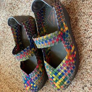 St.John’s Bay womens wedge shoes